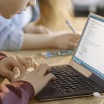 ¿Qué tomar en cuenta antes de comprar una laptop para estudiantes?