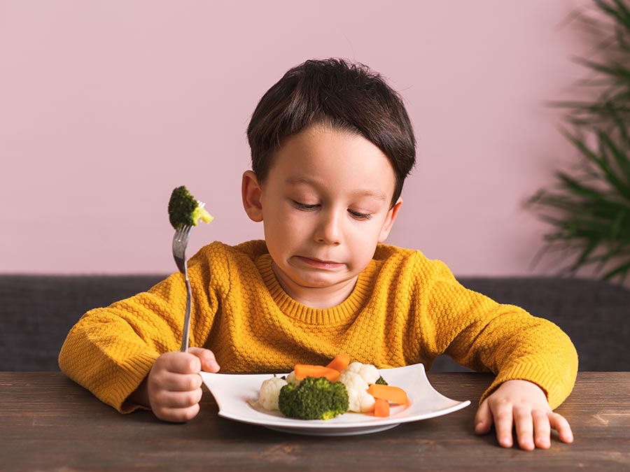 Inculca una buena educación alimentaria en tus hijos