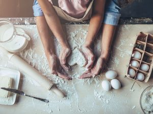 Cocina para tu mamá: comida para consentirla este 10 de mayo