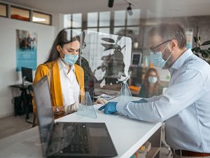 Conoce las medidas de protección para personas vulnerables de regreso al trabajo