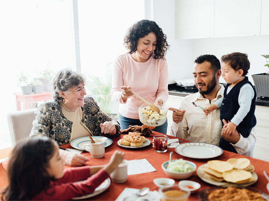 ¿Qué hacer para mejorar los hábitos alimenticios en familia?