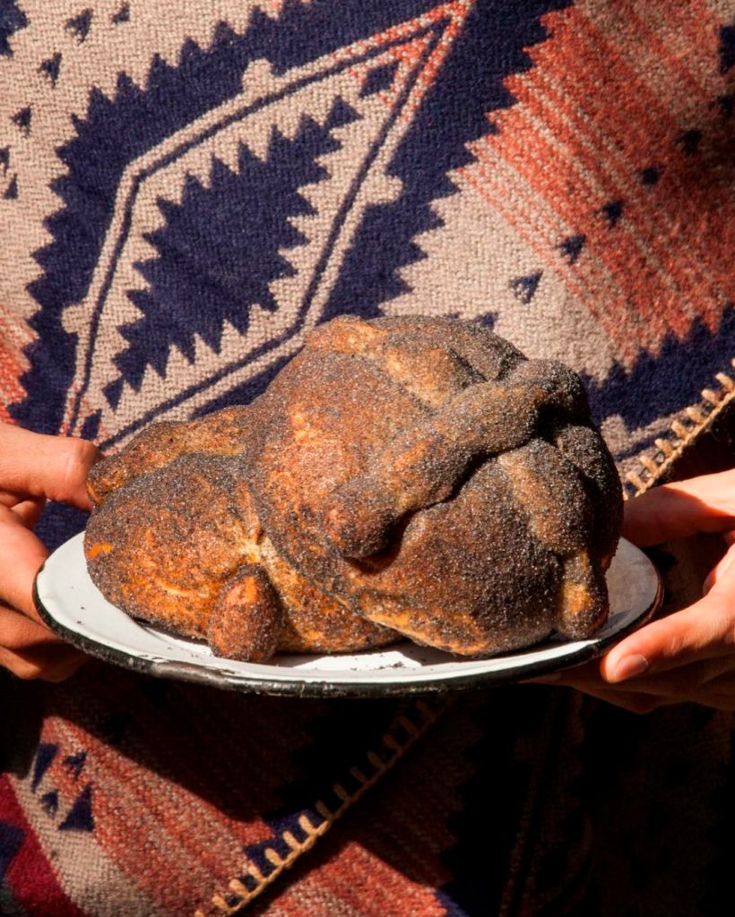 Pan de muerto con ceniza de totomoxtle Foto: Panadería Rosetta