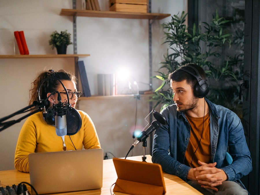 marketing de contenidos digital estrategias con podcast